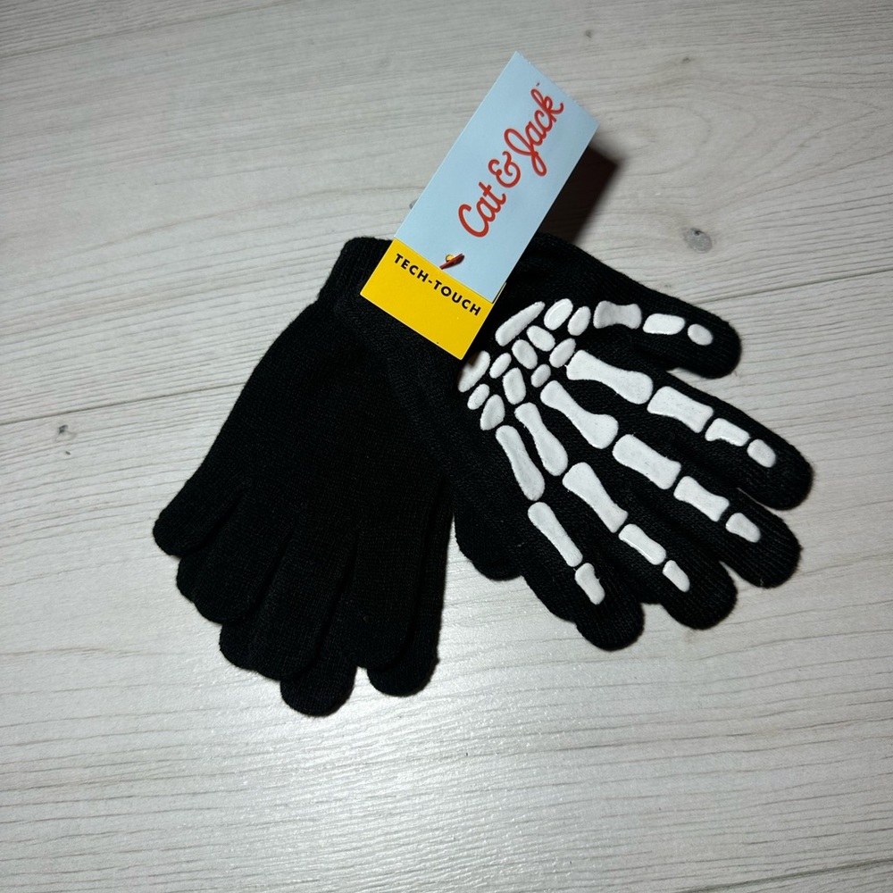 New Cat & Jack 2 pack halloween gloves